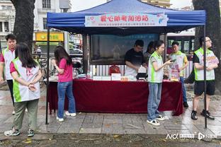 难阻失利！罗齐尔17中10&三分13中8空砍34分13助 末节12分5助